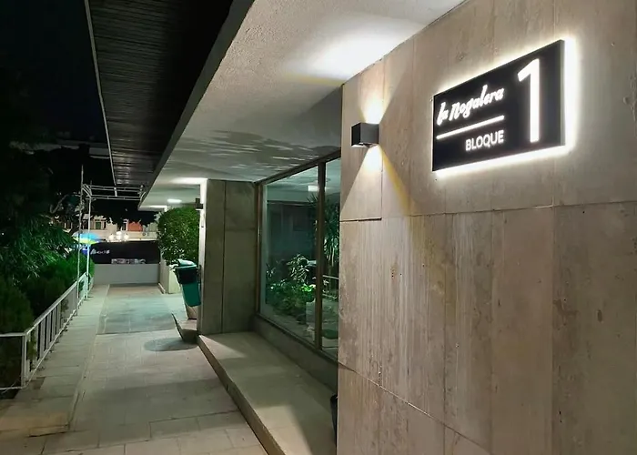 Apartmán Lafrenchtouch - Estudio Con Piscina Todo El Ano Torremolinos