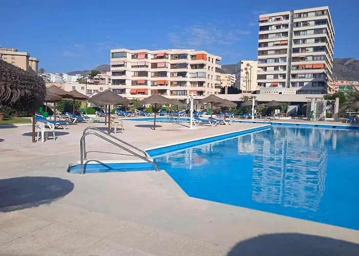 Lafrenchtouch - Estudio Con Piscina Todo El Ano Apartmán