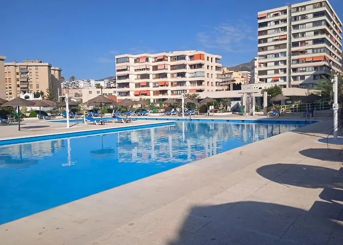 Lafrenchtouch - Estudio Con Piscina Todo El Ano * Torremolinos