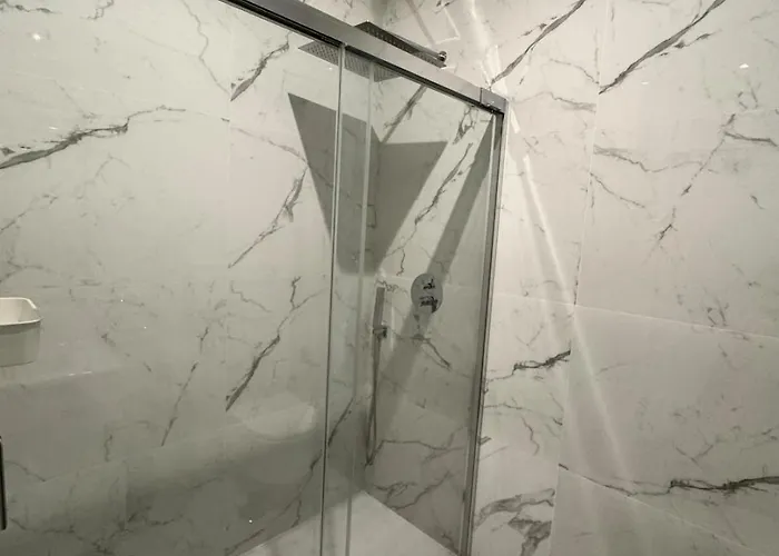 Lafrenchtouch - Estudio Con Piscina Todo El Ano Torremolinos